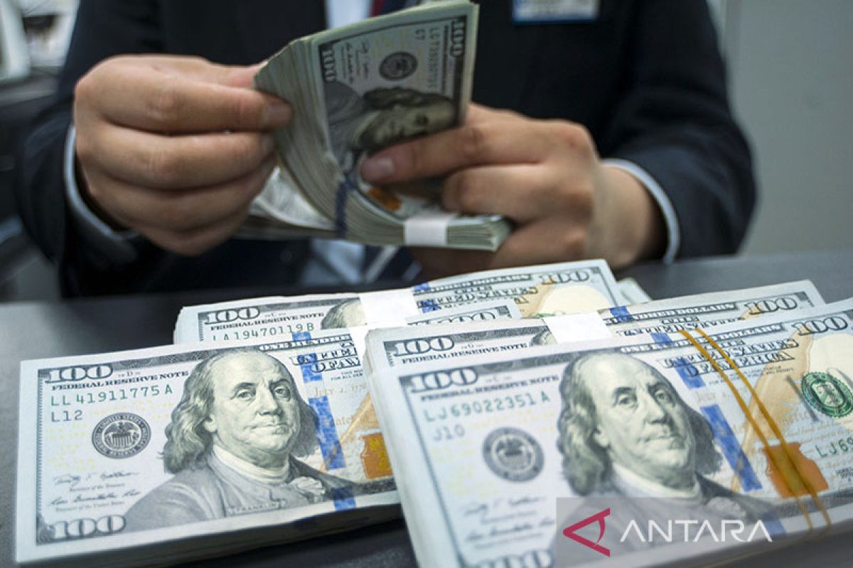 Penguatan Dolar AS Menguat Sebelum Keputusan Suku Bunga The Fed