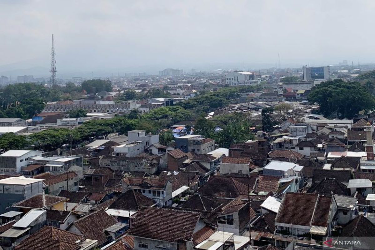 Angka kemiskinan di Kota Malang menurun menjadi 4,26 persen dalam catatan BPS