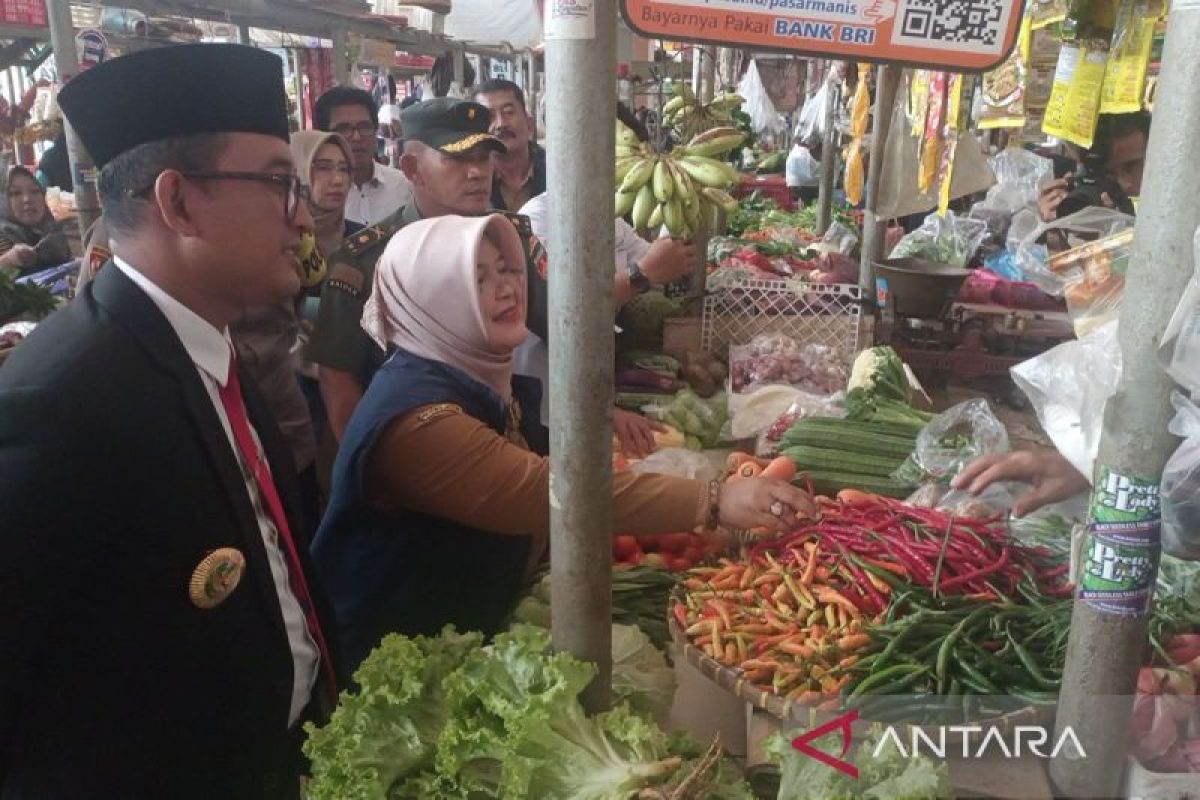 Pemerintah Kabupaten Banyumas Memberikan Subsidi Gula Pasir sebesar Rp1.000 per kg