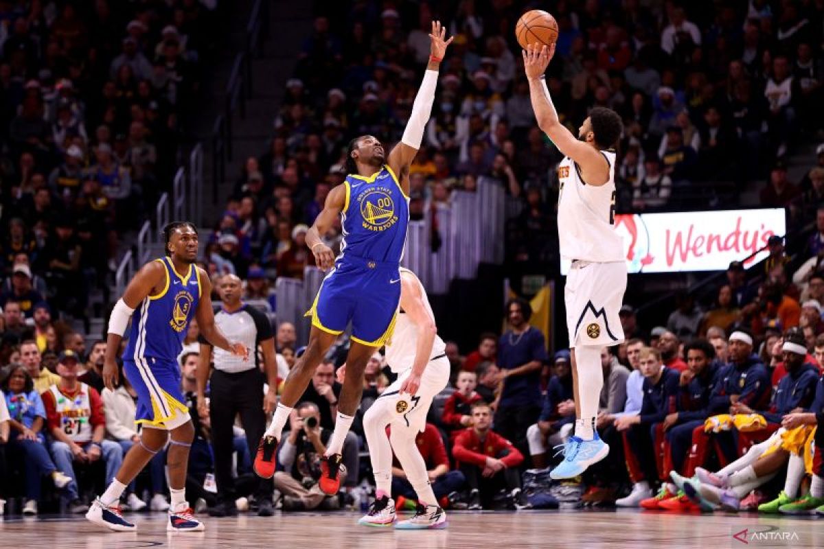 Nuggets Secure 120-114 Victory Over Warriors, Knicks Seek Revenge Against Bucks