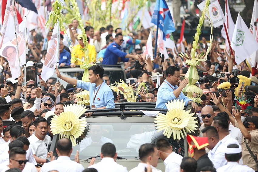 Prabowo dan Gibran Memusatkan Perhatian pada Rakornas Gerindra dan Strategi Mencapai Pemilih Muda