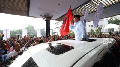 Prabowo Dihadiri Parade Perkusi dan Tarian di Bandung