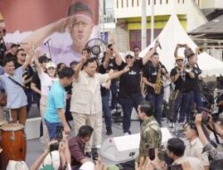 Prabowo Melakukan Pertemuan dengan Nelayan di Pantai Cilincing Jakarta Utara