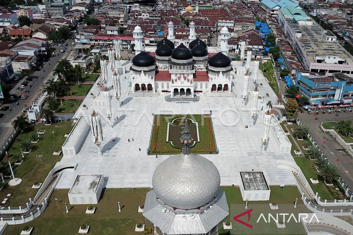 Transforming Masjid Raya Baiturrahman Banda Aceh into a Digital District