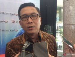 Bursa Efek Indonesia (BEI) siap mempermudah UKM untuk masuk ke pasar modal