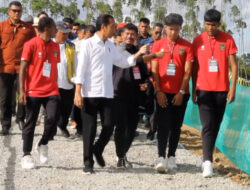 Presiden Jokowi Mengecek Pembangunan Training Center PSSI di IKN