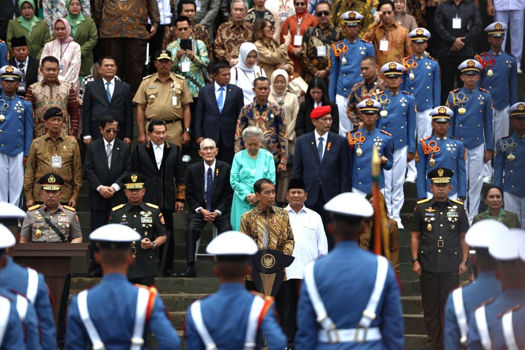 TNI dan Selebriti Senior Bersama Jokowi dan Prabowo Hadiri Peresmian Graha Utama Akmil Magelang