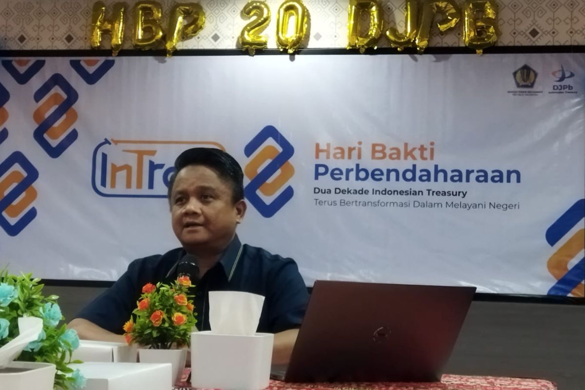 Direktur Jenderal Pajak dan Bea Cukai Kementerian Keuangan menyebutkan bahwa Penyaluran Kredit Usaha Rakyat (KUR) di Nusa Tenggara Timur (NTT) pada tahun 2024 akan dilakukan lebih cepat.