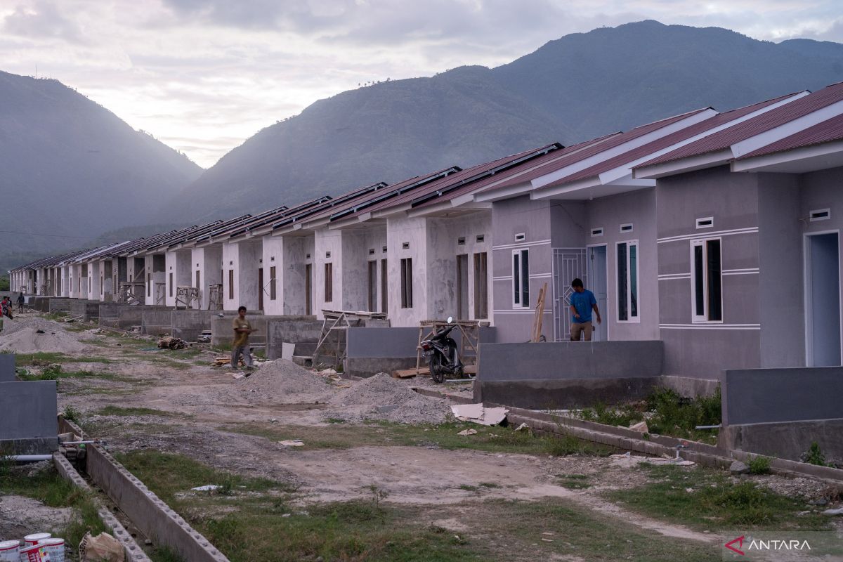 Mengurangi “backlog” dengan Mempermudah Akses Rumah