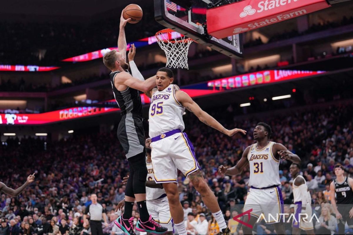 Sabonis Mengalahkan Jokic Dengan Triple-Double Saat Kings Melawan Nuggets