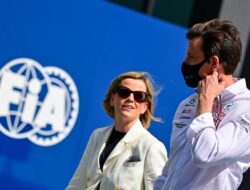 Susie Wolff menuntut FIA atas dugaan konflik kepentingan