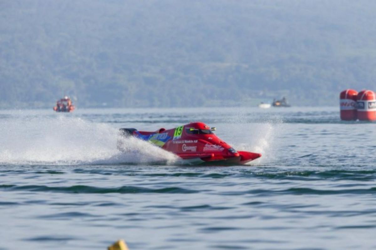 F1 Powerboat Menimbulkan Dampak Ganda Bagi Danau Toba Menurut Bupati