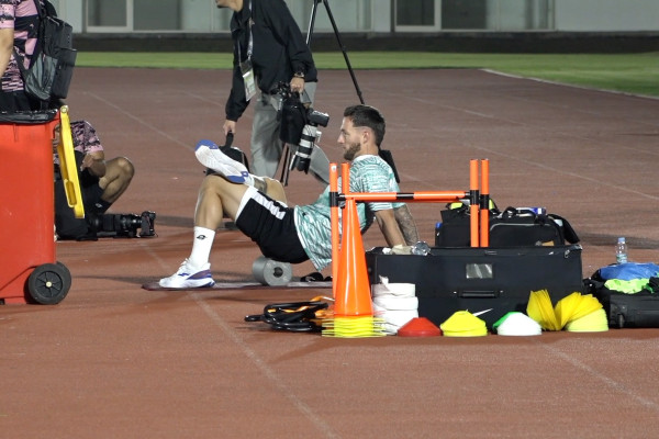 Marc Klok “terganggu” di latihan terakhir menjelang Indonesia vs Vietnam