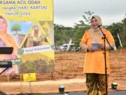 Harmoni Hijau: Pesan Semangat Acil Odah untuk Perempuan Banjar dalam Kegiatan Penanaman Pohon