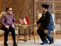 Prabowo Subianto Bertemu Anwar Ibrahim untuk Berbagi Pengalaman dan Membahas Karier