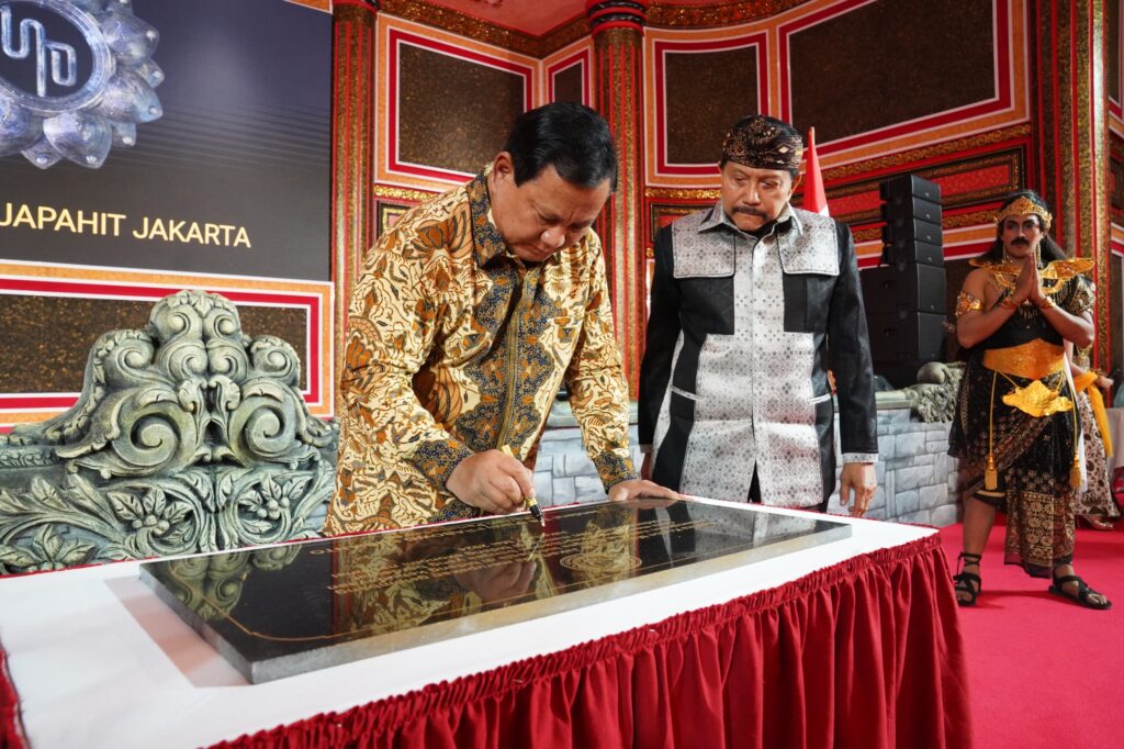 Prabowo Subianto Commends Effort to Celebrate Indonesian Culture at Hendropriyono’s Birthday Party