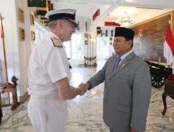 Prabowo Subianto Meets with UK Chief of Defence Staff to Enhance Defense Cooperation between Indonesia and UK