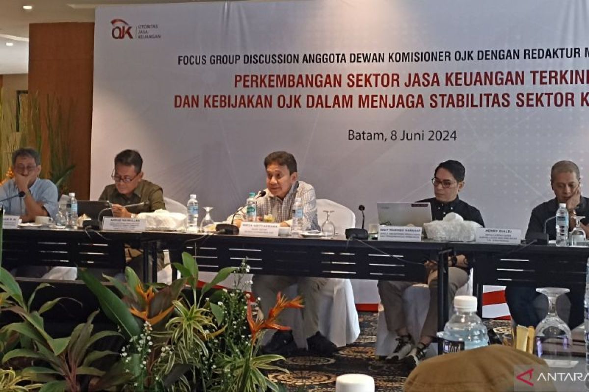 OJK meminta perbankan untuk membangun sistem guna mengatasi perjudian online