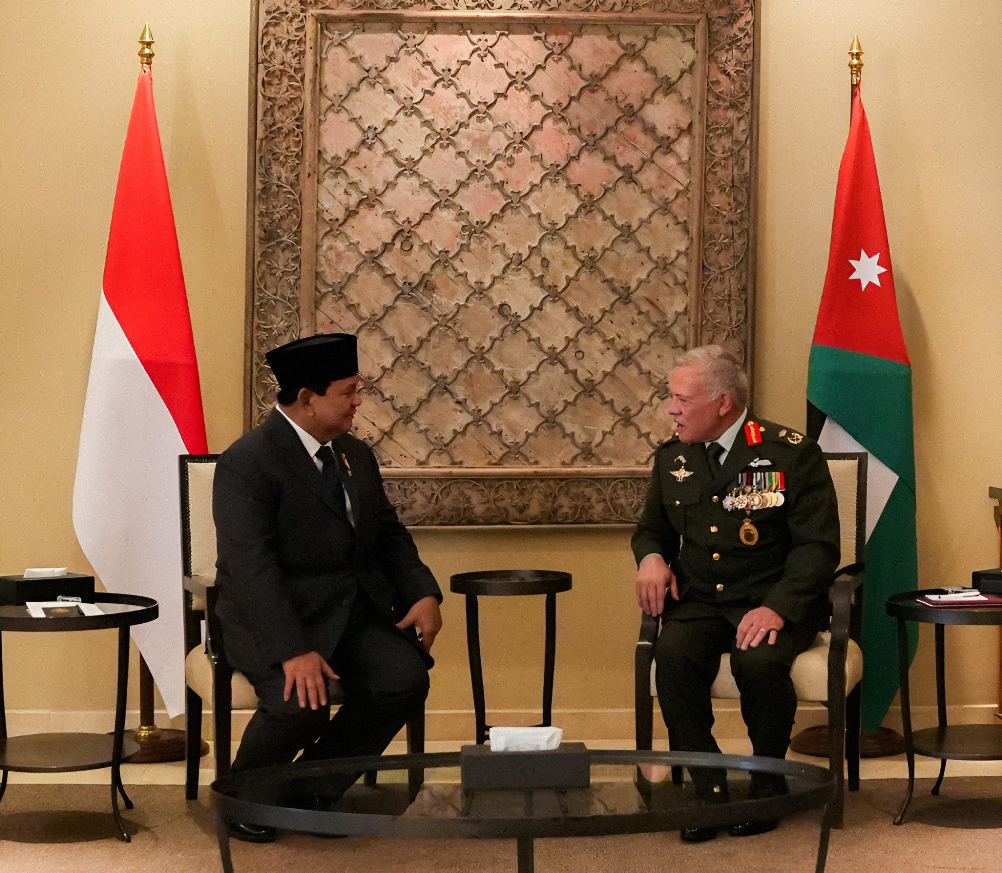 Prabowo Subianto Meets with King Abdullah II, Receives Congratulations and Conveys Greetings from Jokowi