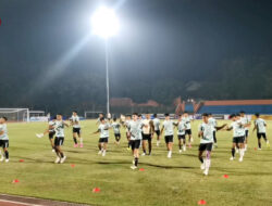 Pelatih U-16 mengingatkan tim untuk tampil maksimal menjelang pertandingan melawan Laos