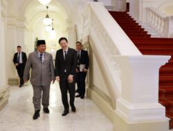 Prabowo Subianto Meets Singapore’s New Prime Minister, Offers Congratulations and Talks about Defense Partnership