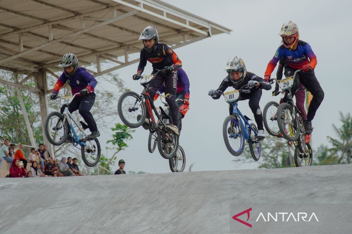 Kejuaraan Balap Sepeda BMX Mahameru Open Lumajang Tahun 2024