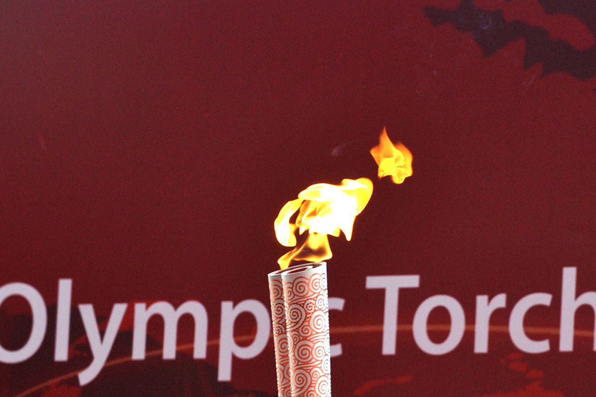 Atlet Indonesia yang Pernah Membawa Obor Olimpiade