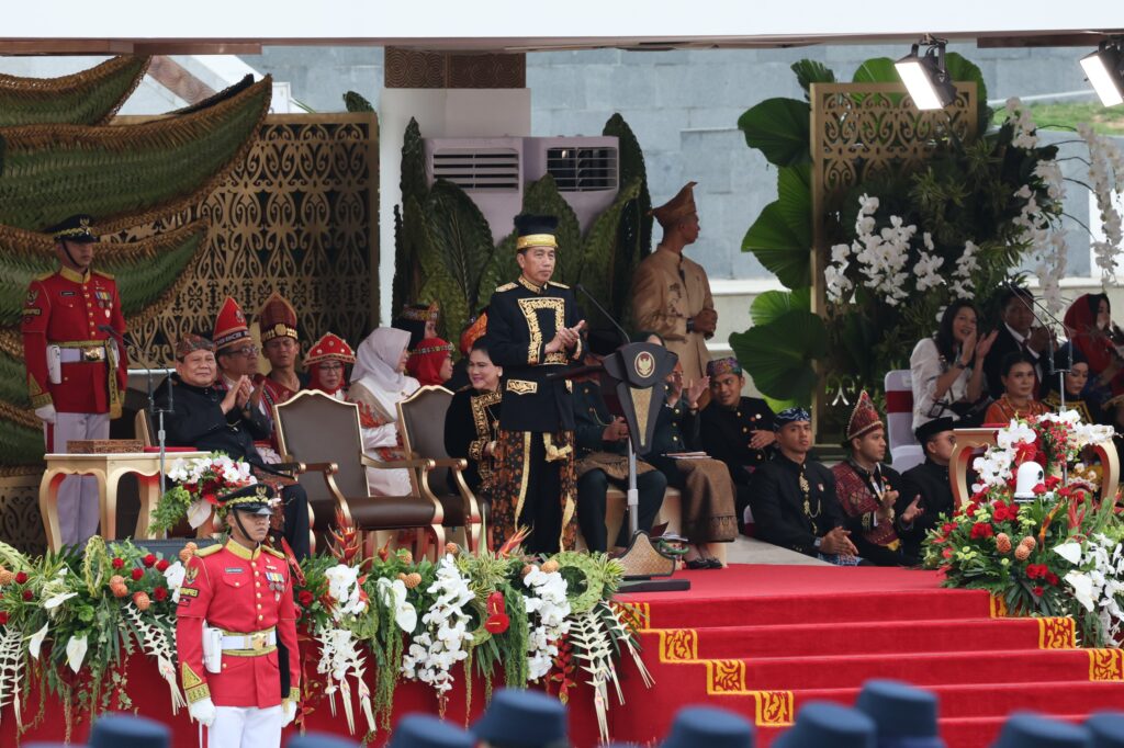 Heartfelt Moments Shared by Prabowo Subianto and President Jokowi During 79th RI Independence Day Ceremony