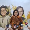 Canda Airlangga menyindir buku Sri Mulyani sebagai sinyal lanjut menjadi menteri