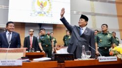 Prabowo Subianto Says Goodbye and Apologizes in Last DPR Meeting: We Have Bigger Duties Ahead