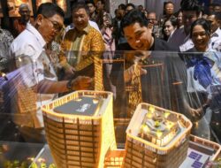 Menteri BUMN menghadiri upacara groundbreaking untuk memulai pembangunan gedung Mandiri Financial Center di PIK 2.