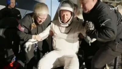 Astronaut NASA Umumkan Pensiun Setelah 9 Bulan di Luar Angkasa