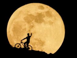 Jadwal Gerhana Bulan Total RI Malam Ini hingga Senin Pagi