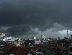 Tips Waspada Cuaca Ekstrem saat Setengah Indonesia Masuk Pancaroba