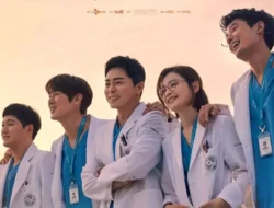 Pemeran Utama Hospital Playlist Bermain di Resident Playbook