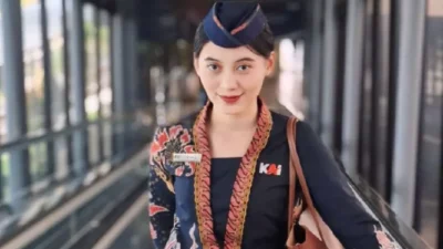 Pramugari Kereta Api Shyifa Zaliah: Meraih Impian Menjadi Perempuan Mandiri