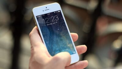 Cara Lacak Viral iPhone Hilang di Pesawat Garuda