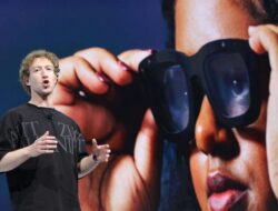Revolution in Smartphone Industry: What’s the Latest from Tech Giants?