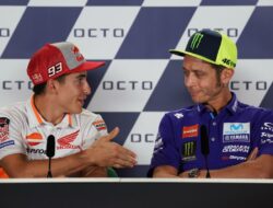 Tardozzi Mengejutkan Rossi dan Marquez dengan Tawaran Jabat Tangan