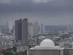 Peringatan Dingin BMKG untuk Jabodetabek