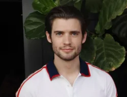 David Corenswet Meminta ‘Restu’ Henry Cavill untuk Peirlisan Superman