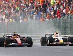Rahasia Strategi Ferrari Demi Hamilton Juara Top 10