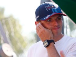 Alasan Diam Max Verstappen di Tengah Rumor Pindah ke Mercedes