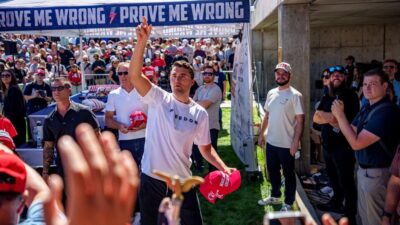 Pro Kontra Netizen: Tewasnya Influencer Trump Charlie Kirk Berujung Kontroversi