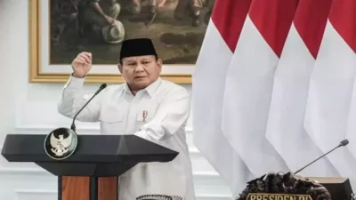 Video Prabowo di Bioskop: Kontroversi dan Penurunan