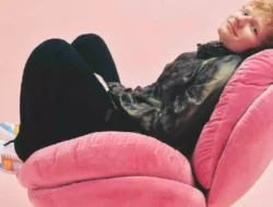 Ed Sheeran Rilis Album Baru: Tampil Ngamen di Jalanan London